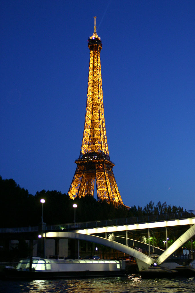 eiffel tower