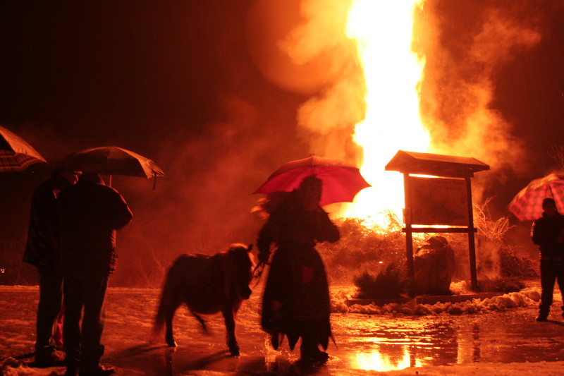 ARRIVA LA BEFANA...CON L'OMBRELLO