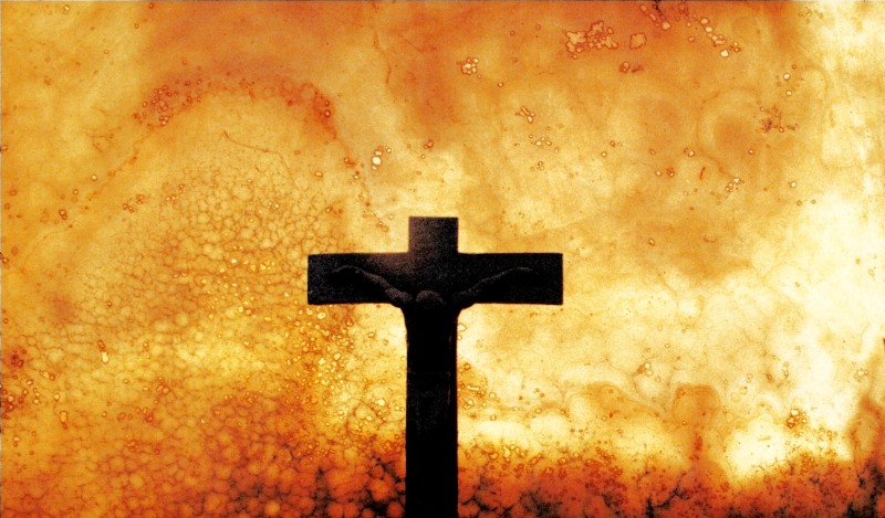 Sotto un Cielo di Sangue