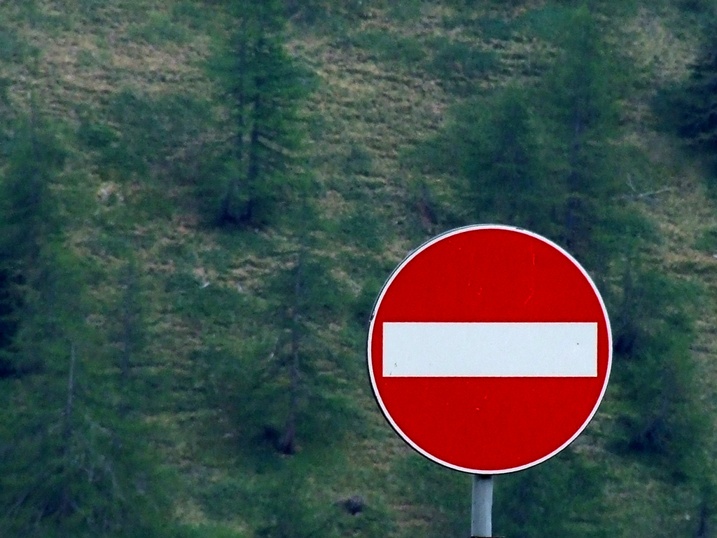 divieto .. nel vuoto