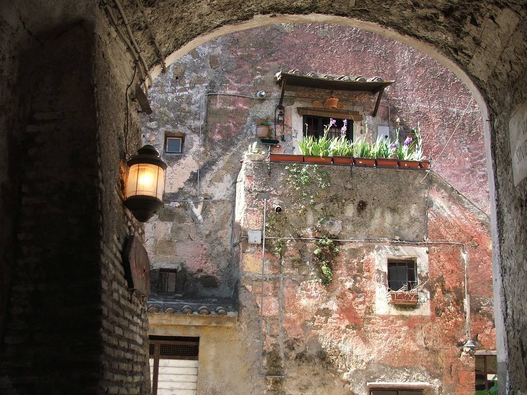 CALCATA A NORD DI ROMA