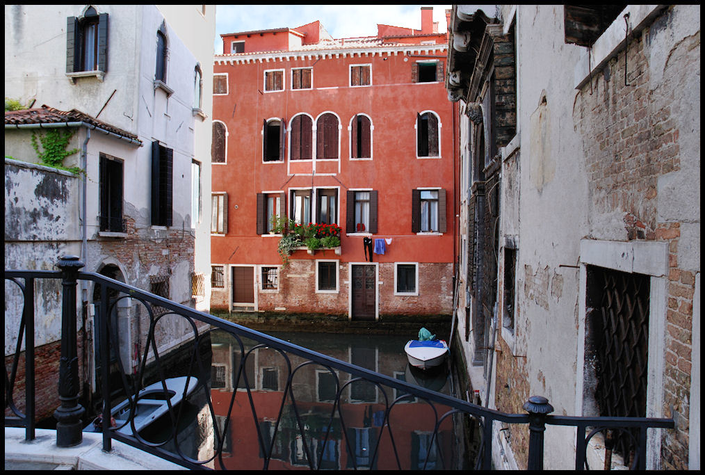 I geranei e la ringhiera