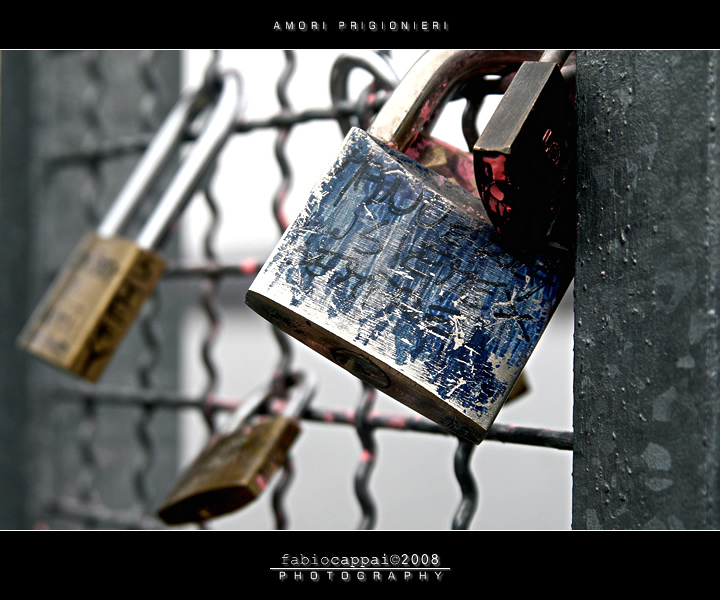 :: AMORI PRIGIONIERI...