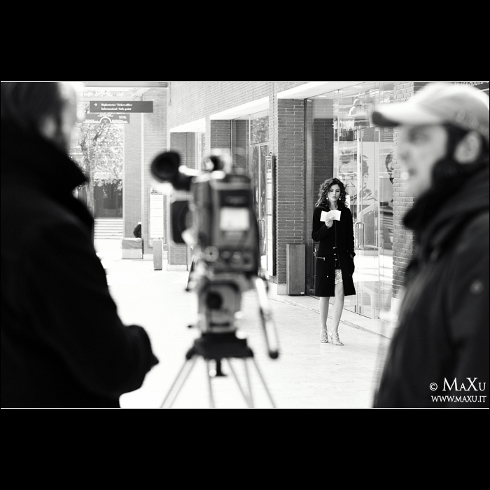 ...tra un minuto in onda.