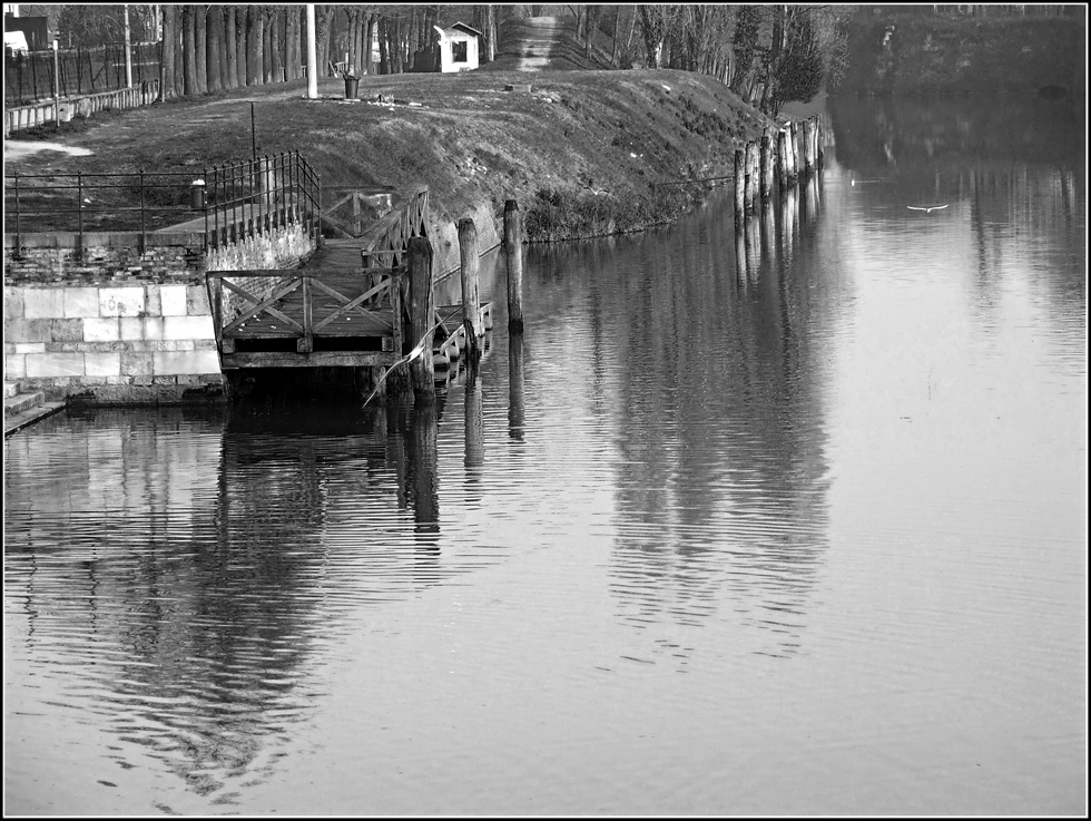 L'Attracco sull'Acqua