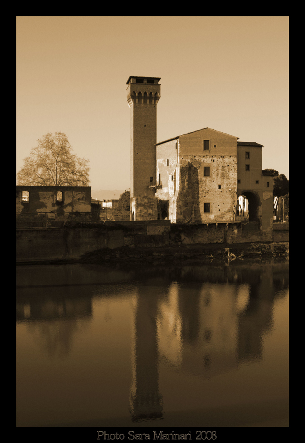La torre guelfa e la Cittadella
