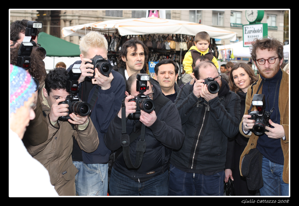 GRANDE CONCORSO: trova Renato Pozzetto nel ''muro''