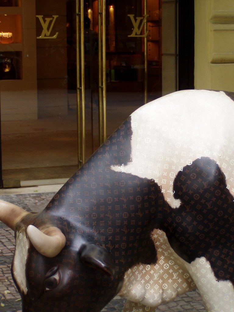 Cow LV