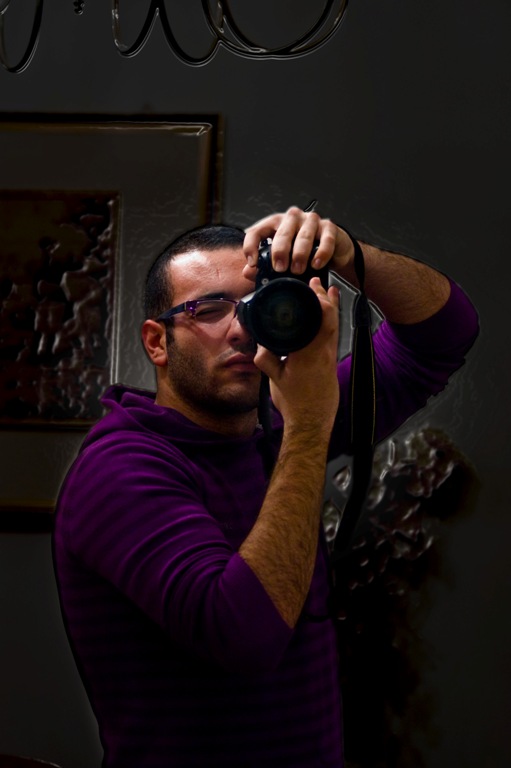 The photographer bis..