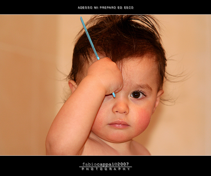 :: ADESSO MI PREPARO ED ESCO...