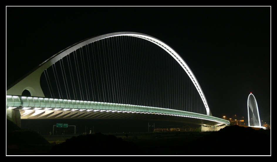 Calatrava by night