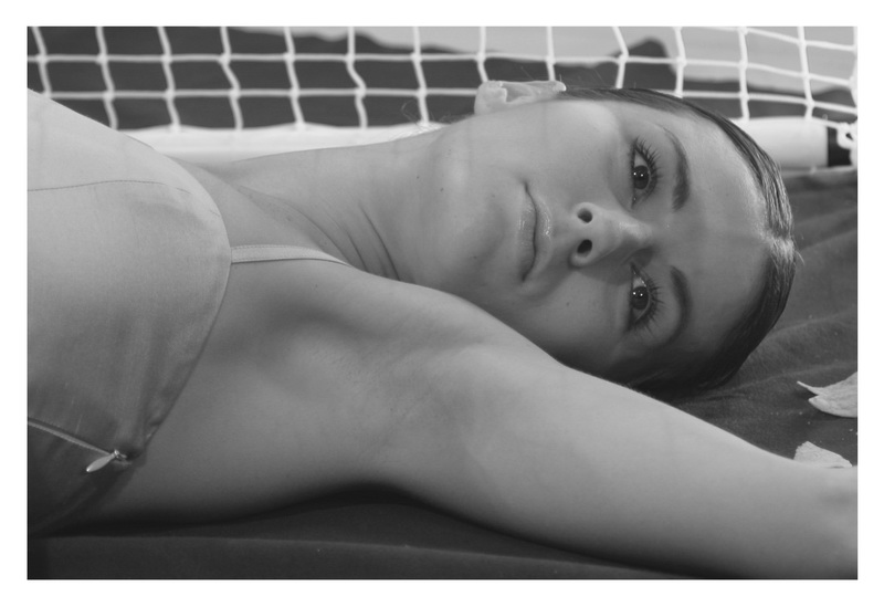 Photoshow 2008: Modella, rete e patatine