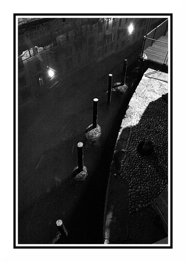 Stasi e movimento sul Naviglio Grande