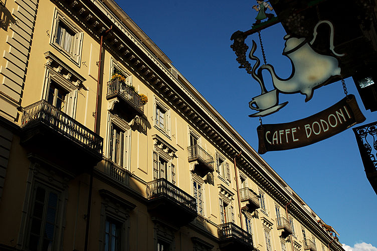 Torino, Caff� Bodoni