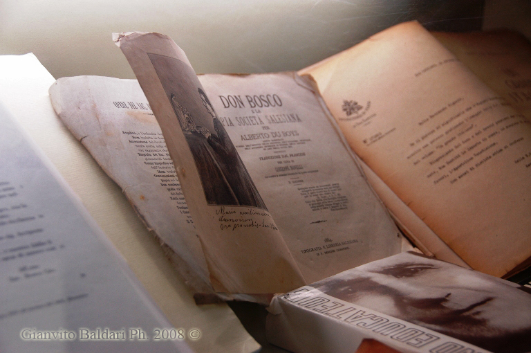 Da mihi animas, cetera tolle.