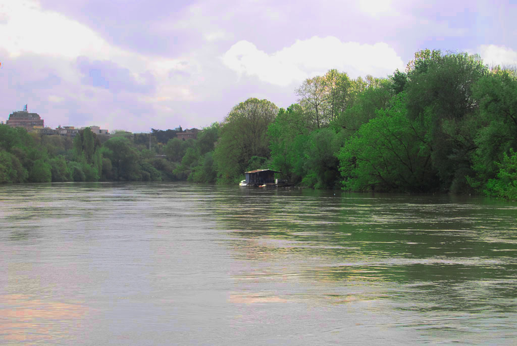 Lungo il Tevere