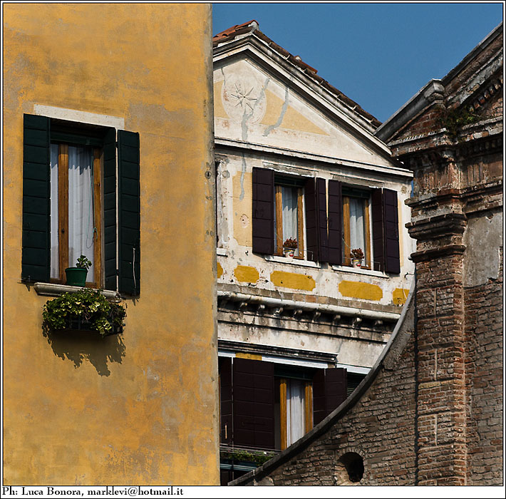 dritto, a punta, curvo