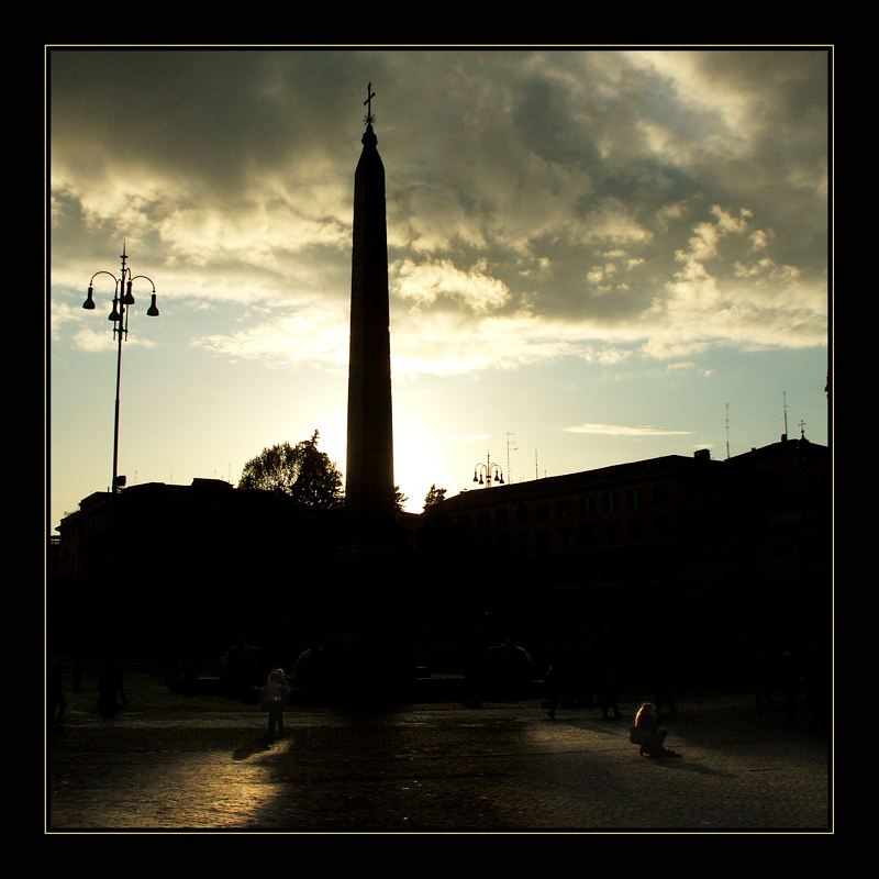 Accarezzati dalla luce