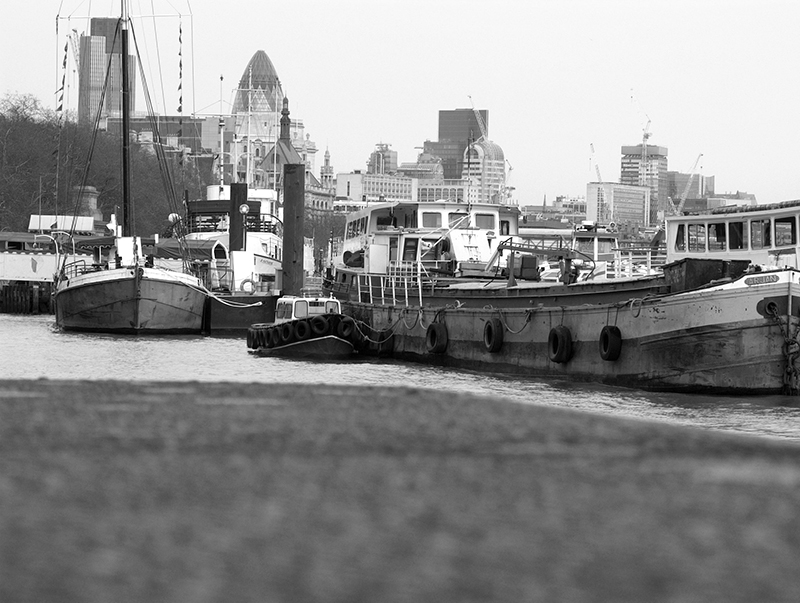 Barconi sul Tamigi, B&W