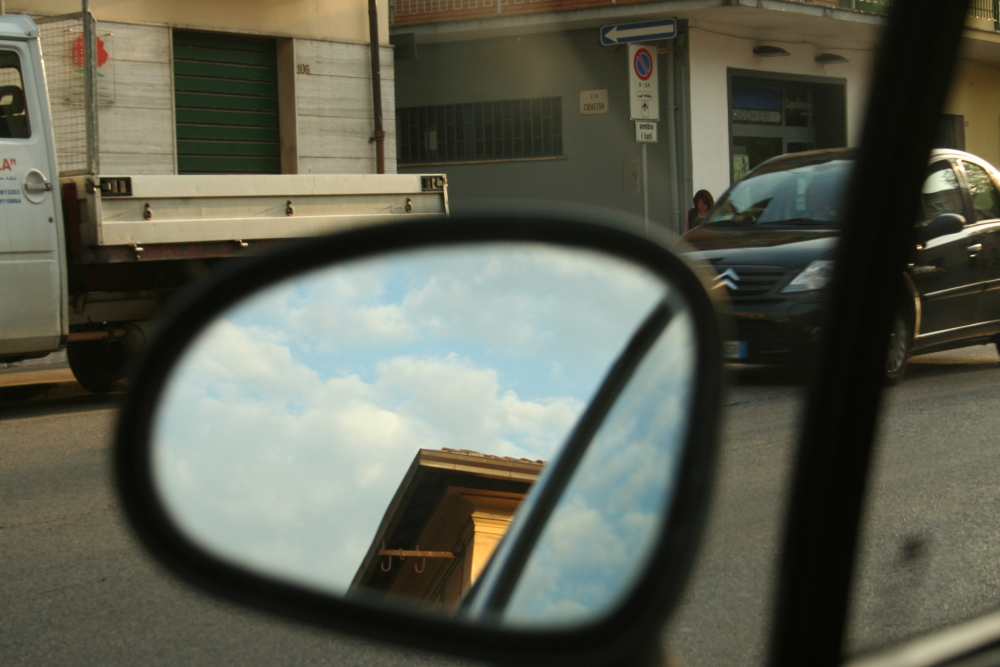 Il cielo in uno specchio