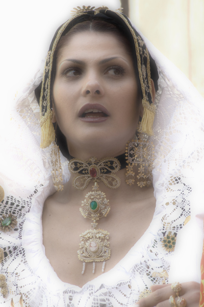 vestito sardo.........su bellezza sarda..........