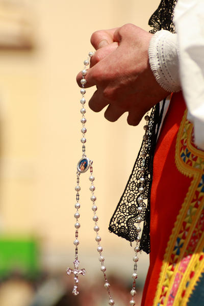 la fede................in un rosario.............