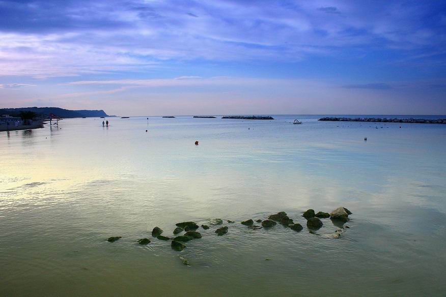 Walking in the sea 3