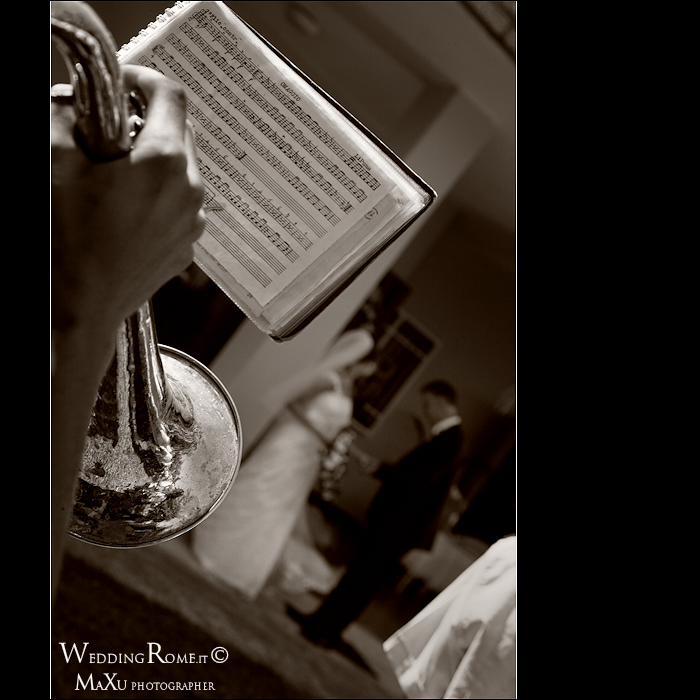 Che Squillino le Trombe !