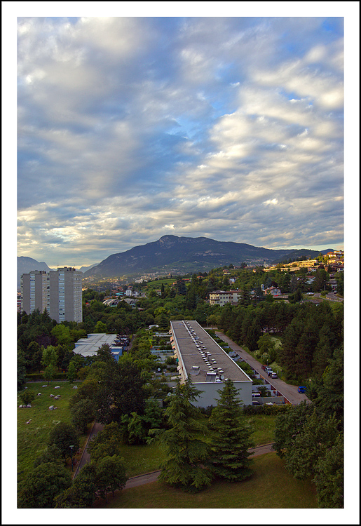La natura sovrasta l'uomo