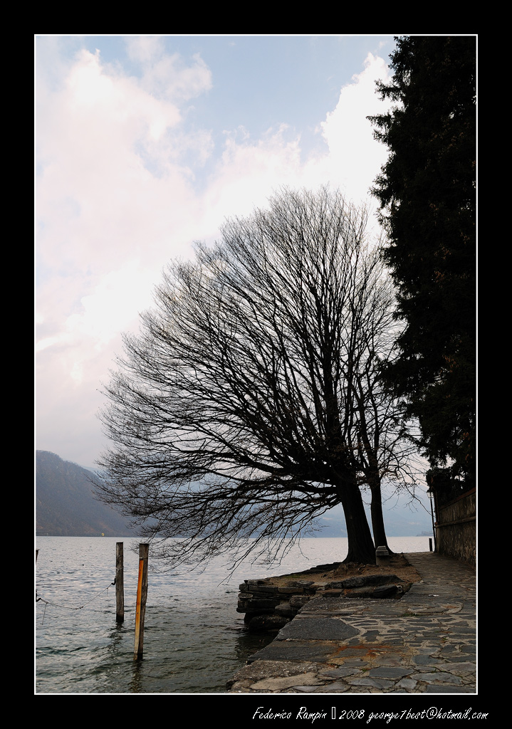 Orta - Scorcio di lago