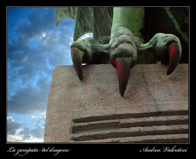 La zampata del dragone