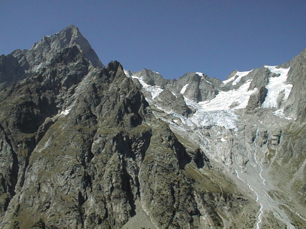 Val Ferret - Punta Walker (Tronchey) - Ghiacciaio di Freboudze