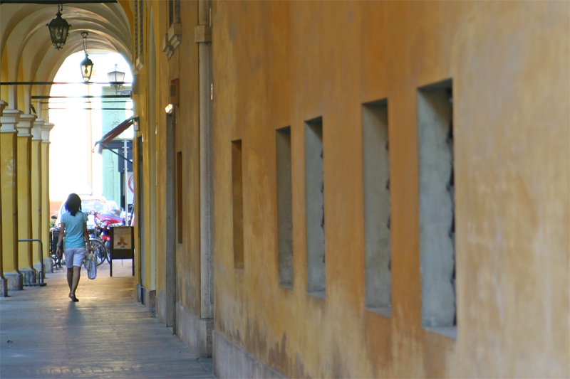 modena: portici