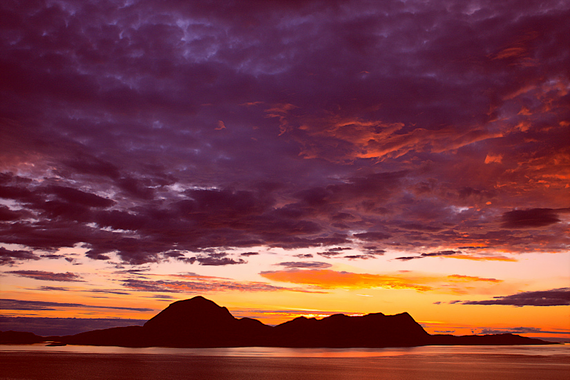 TRAMONTO ALLE ISOLE LOFOTEN