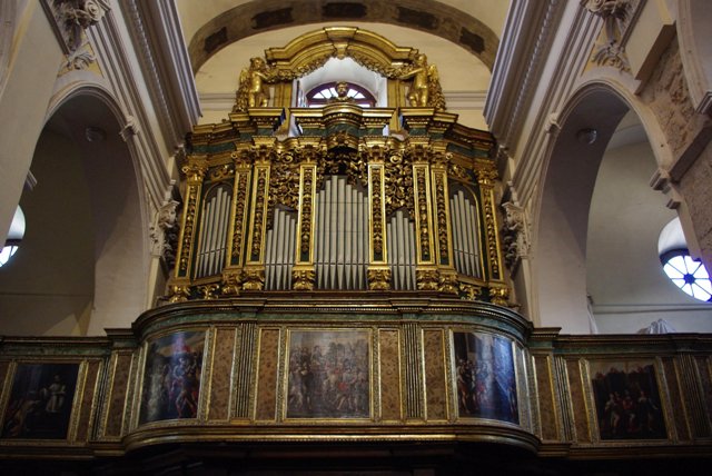 Chiesa S. Maria della Valle - Organo - Scanno ( AQ )