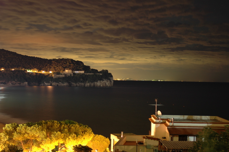 SPIAGGIA DI SERAPO: PANORAMA