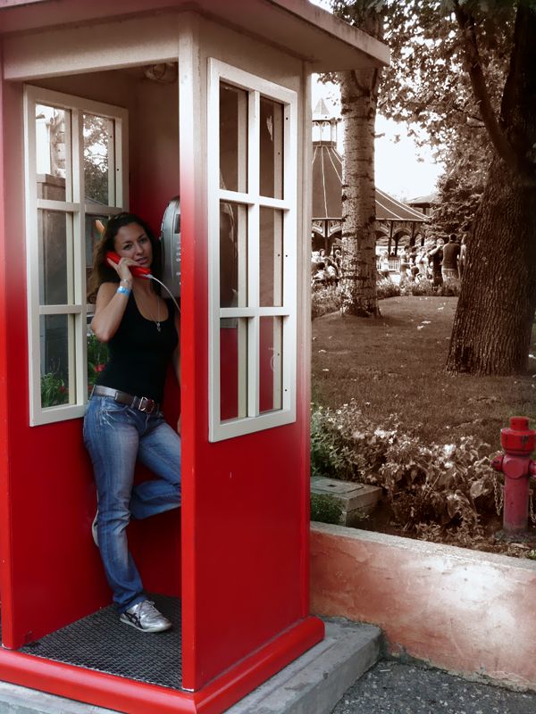 ...GIOCANO I COLORI...