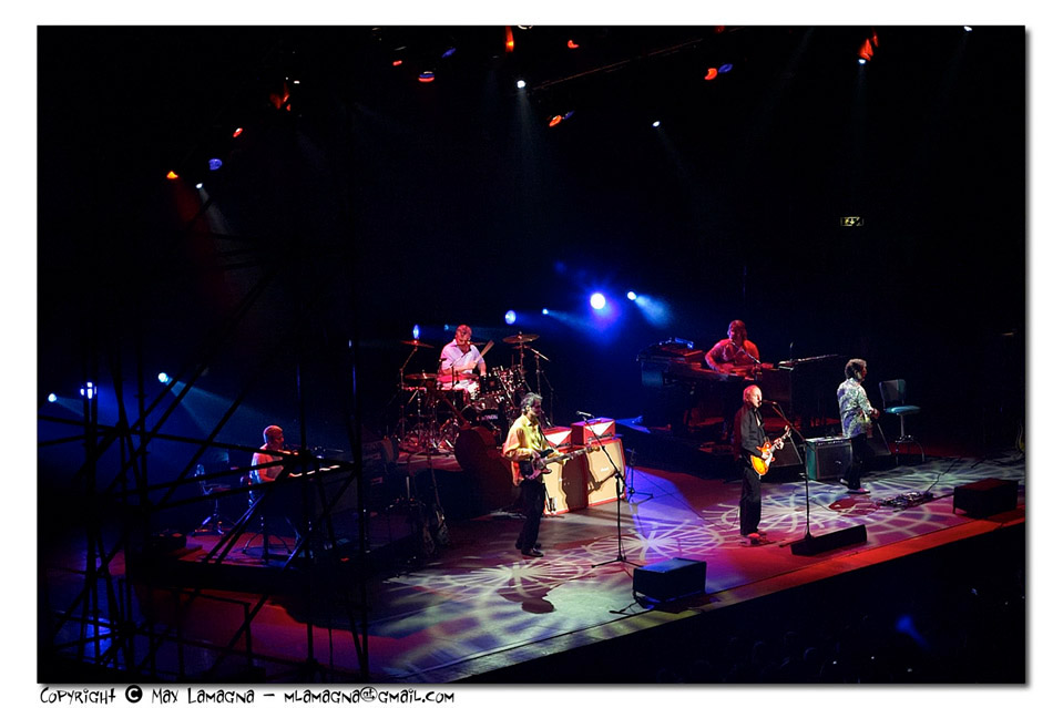 Si parte con Walk of Life!