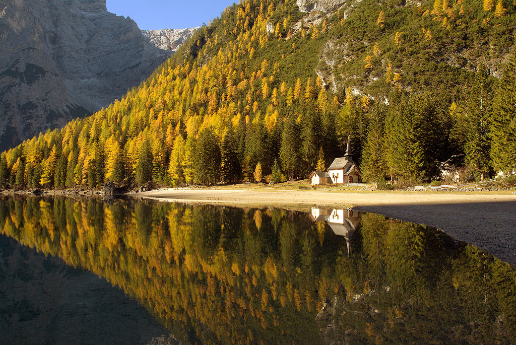 Lo specchio del lago
