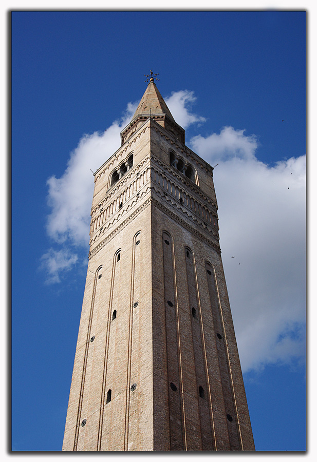 Linee cadenti -Il campanile-