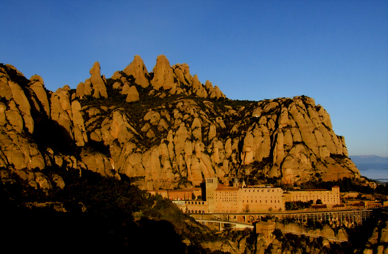 TRAMONTO SU MONTSERRAT