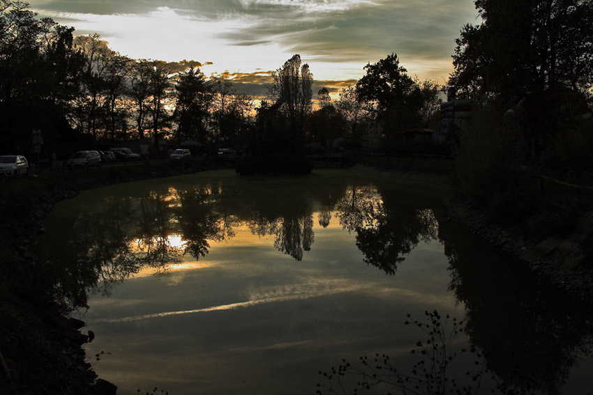 Laghetto al tramonto