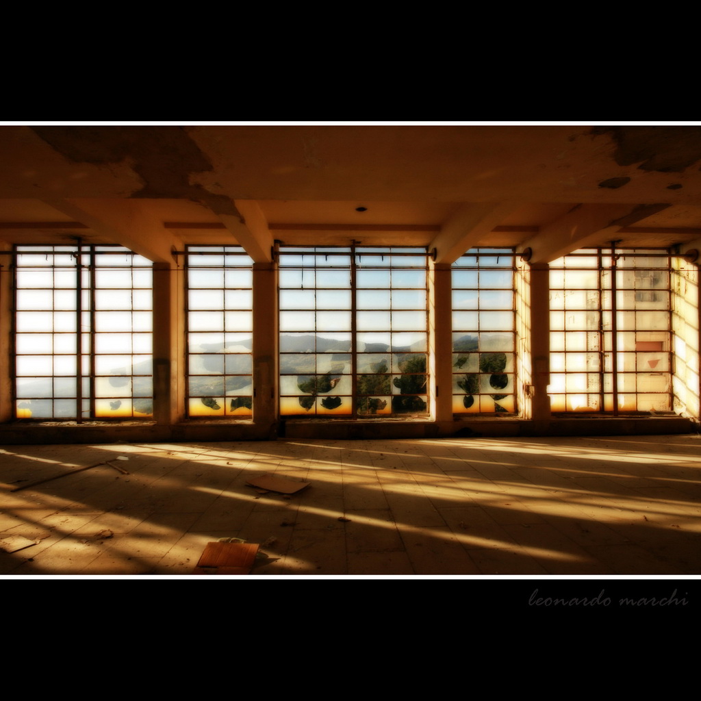 VETRATE ELIOTERAPICHE