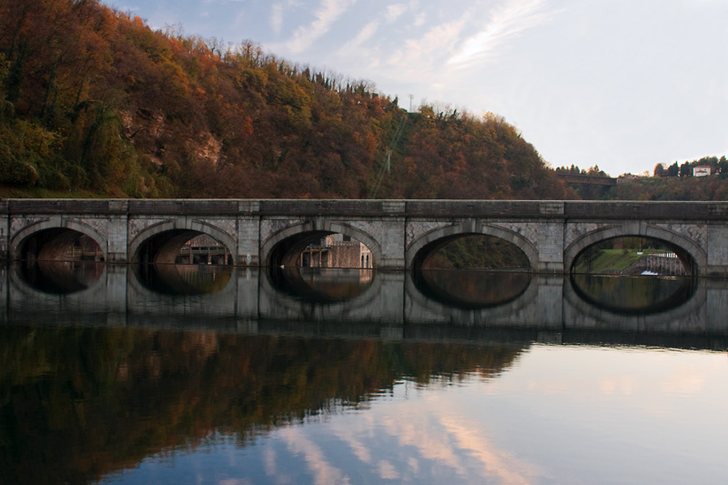 Centrale idroelettrica di paderno