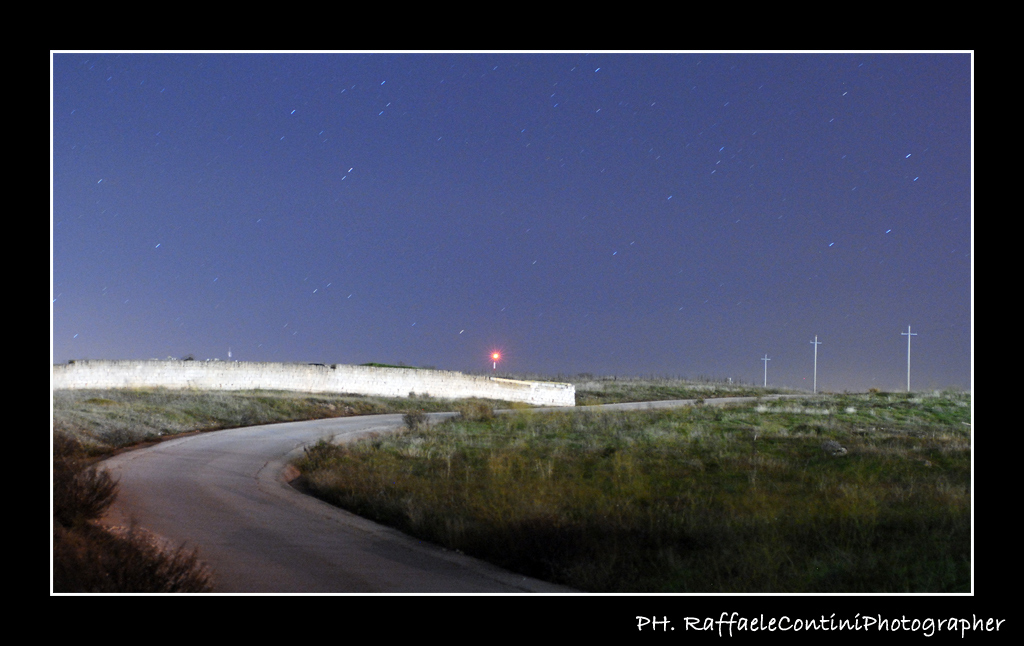 completamete al buio...