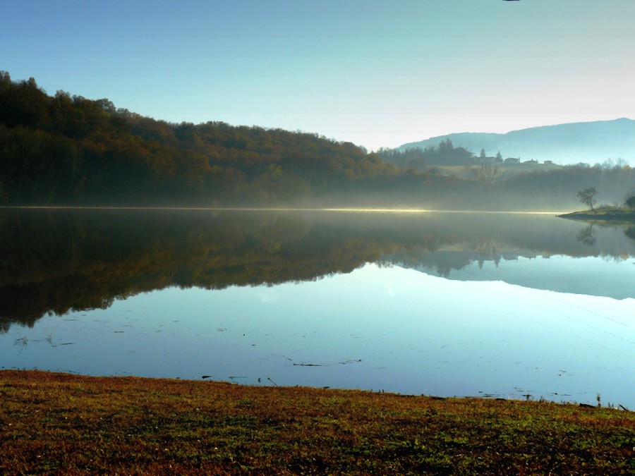 Foschia sul lago