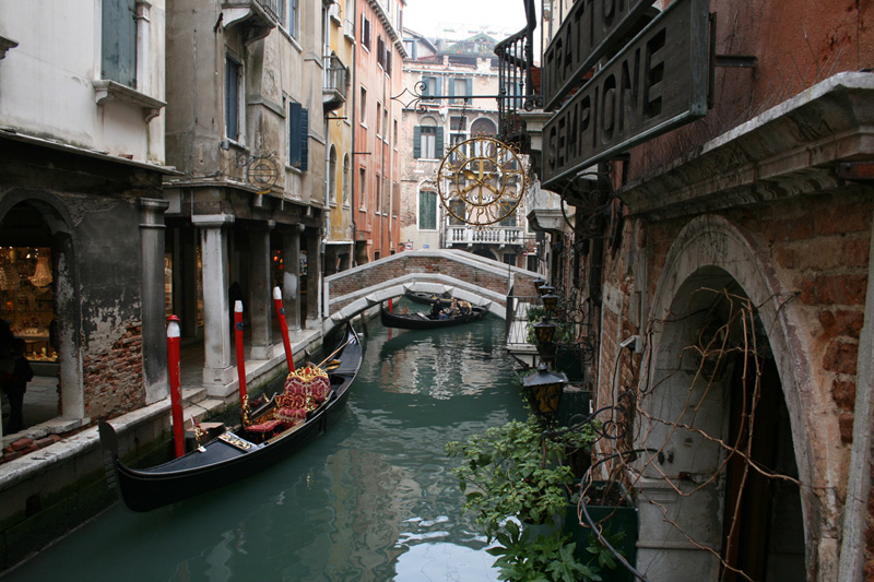 Venesia