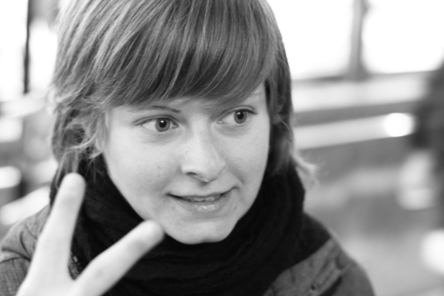 ragazzina d'altri tempi