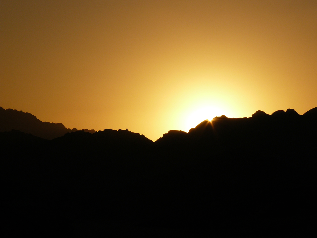 tramonto nel deserto