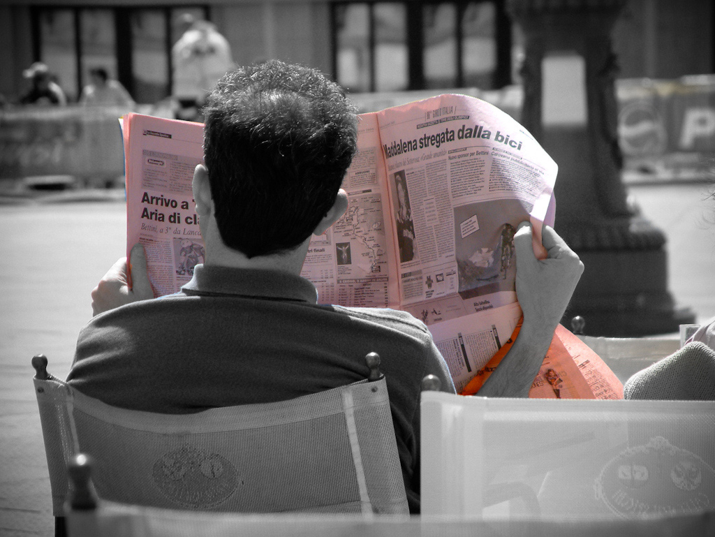 Maddalena stregata dalla bici